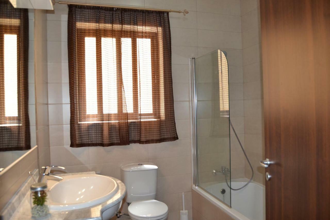 Mellieha Town Centre Bright & Spacious 3 Bedroom Apartment Екстер'єр фото